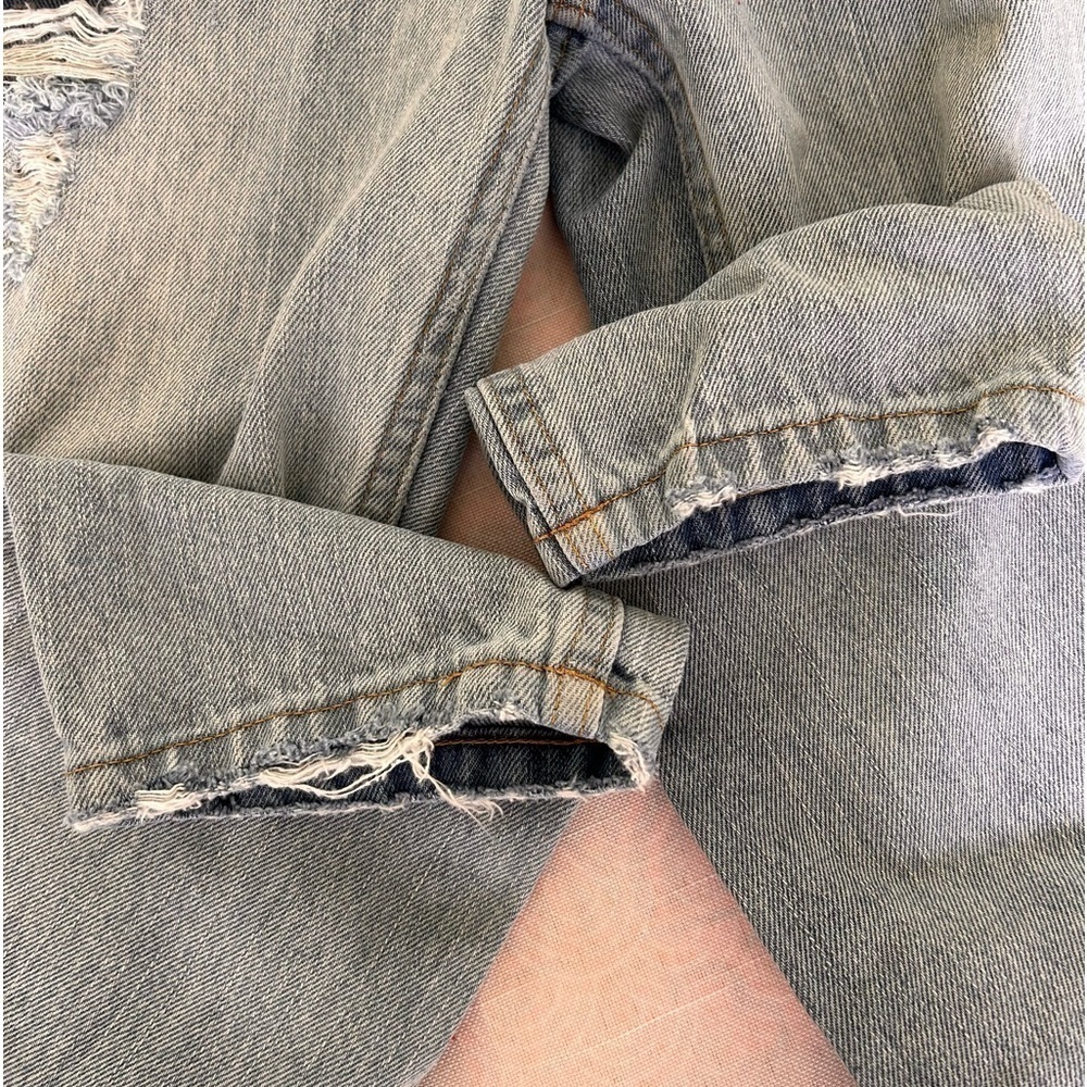 BDG Urban Outfitters Light Blue Wash Size W29 Jeans Denim Distressed Ripped - Picture 7 of 13